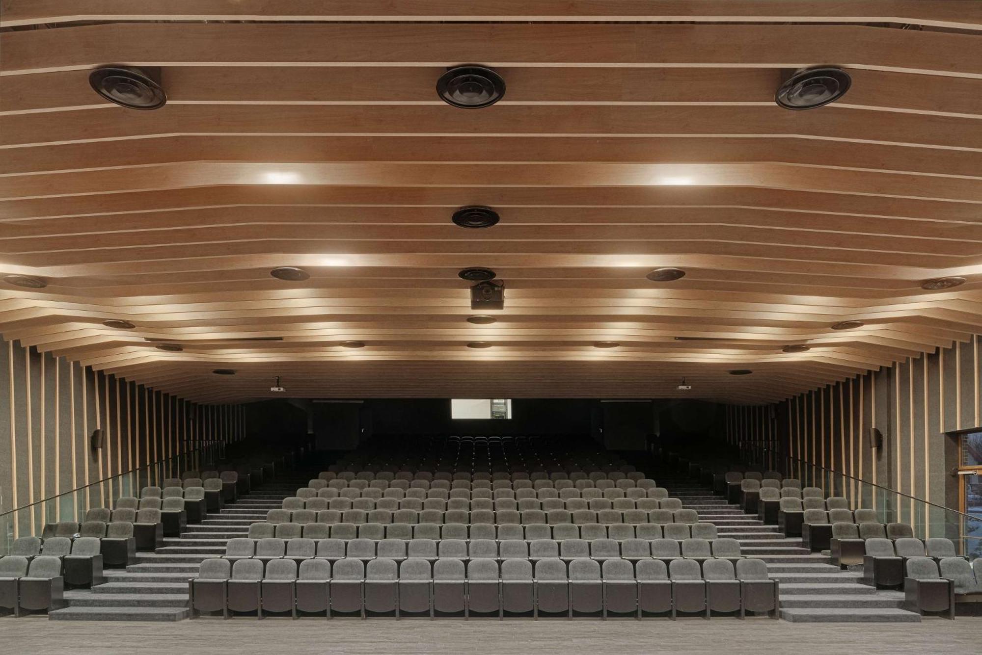Radisson Blu Resort & Conference Center, Ostroda Mazury Buitenkant foto Auditorium