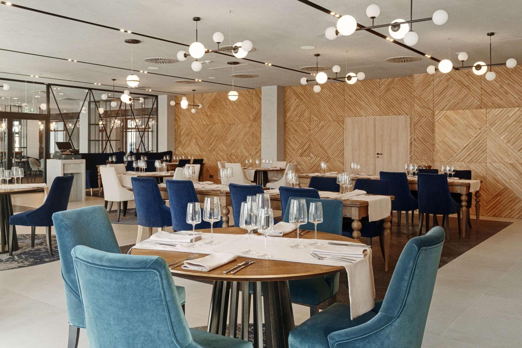 Radisson Blu Resort & Conference Center, Ostroda Mazury Buitenkant foto Restaurant